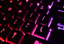 ไฟ RGB บนคีย์บอร์ด: แค่แสงสีลวงตา หรือมีประโยชน์ซ่อนอยู่กันแน่? ไฟ RGB บนคีย์บอร์ด: แค่แสงสีลวงตา หรือมีประโยชน์ซ่อนอยู่กันแน่?